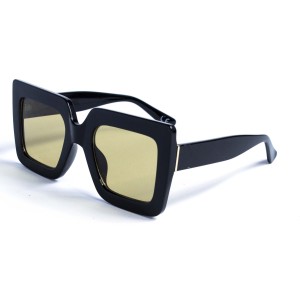Жіночі сонцезахисні окуляри 12811 чорні з жовтою лінзою 