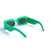 Жіночі сонцезахисні окуляри 13103 зелені з чорною лінзою 
